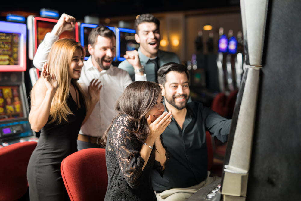Quais são os melhores jogos de Las Vegas? 2 Depositphotos 177982490 S 1