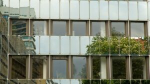 Inovações em Vidraçaria: Transformando Ambientes com Estilo e Tecnologia 4 Inovacoes em Vidracaria Transformando Ambientes com Estilo e Tecnologia