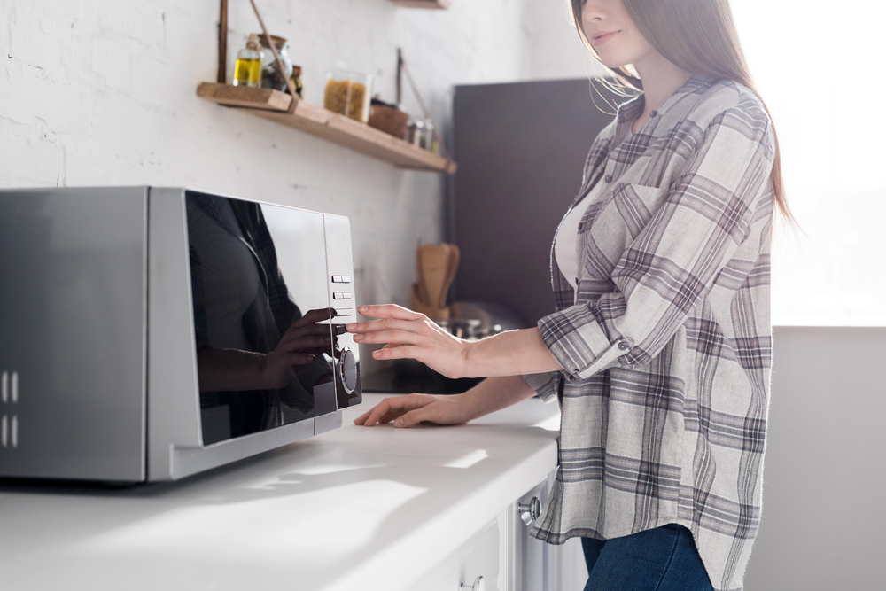 Quais as melhores marcas de micro-ondas para cozinha? 2 microondas 2